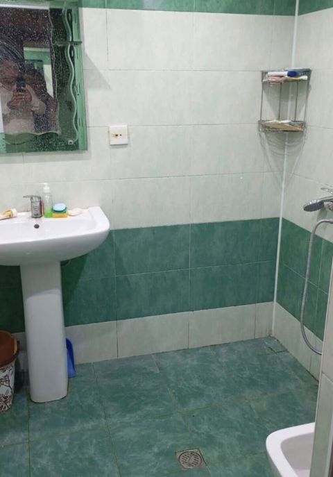 Ancaq aıleye verılır 10 boslır. Razın unvan — Bakı