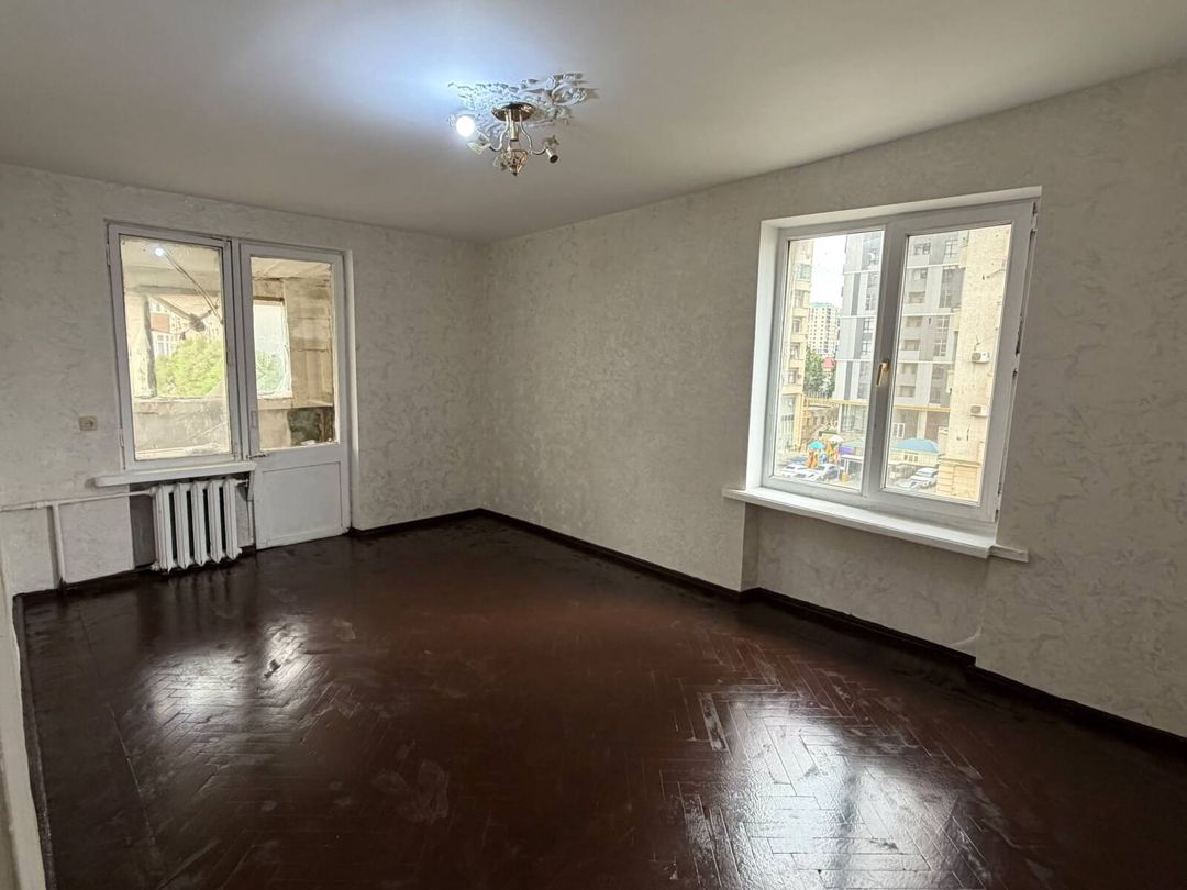Satılır 1 otaqlı köhnə tikili 35 m² — Mənzil, Bakı (3)