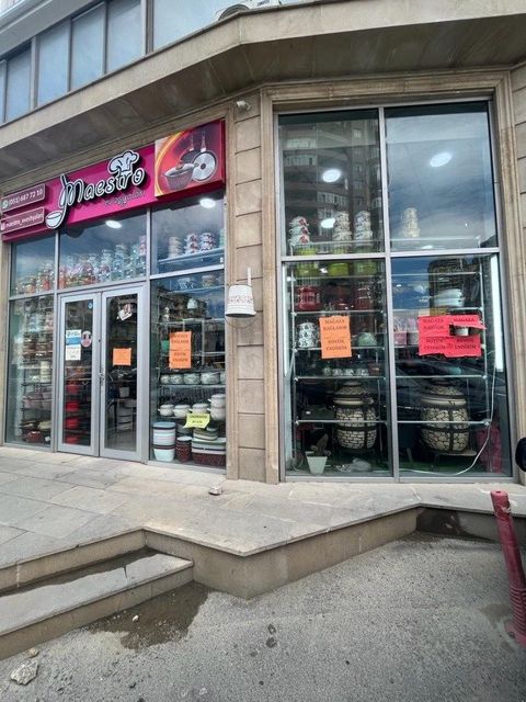 Satılır obyekt 185 m² — Bakı