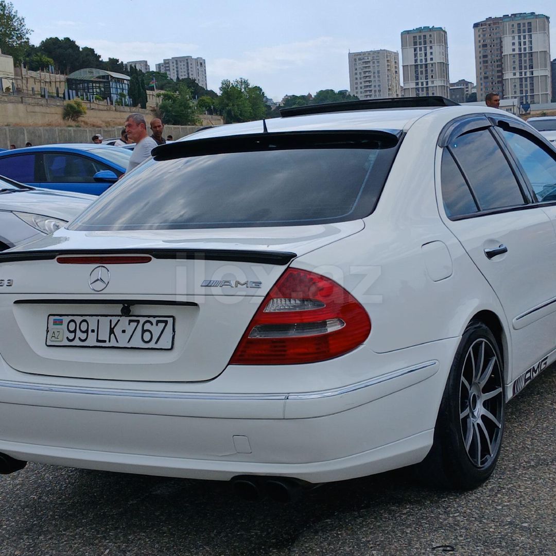 2003 Mercedes-Benz E 320, 3.2 L, 2003, 320,000 km — Avtomobillər, Bakı (6)