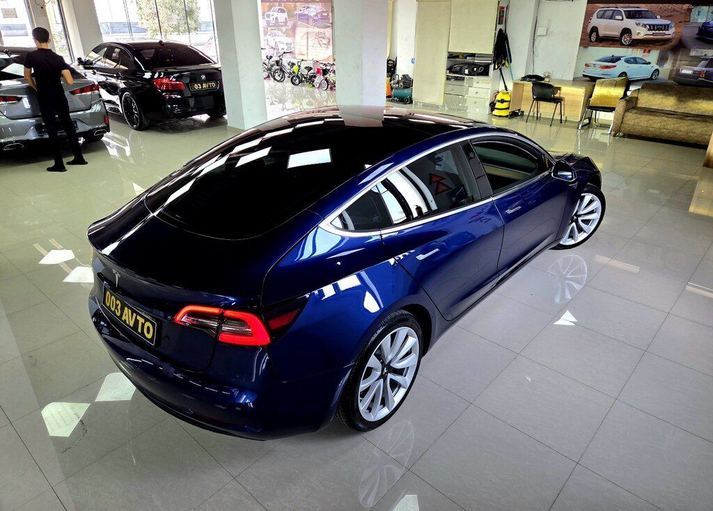 Tesla Model 3, 60 kWh, 2018 il, 198 000 km — Avtomobillər, Bakı (10)