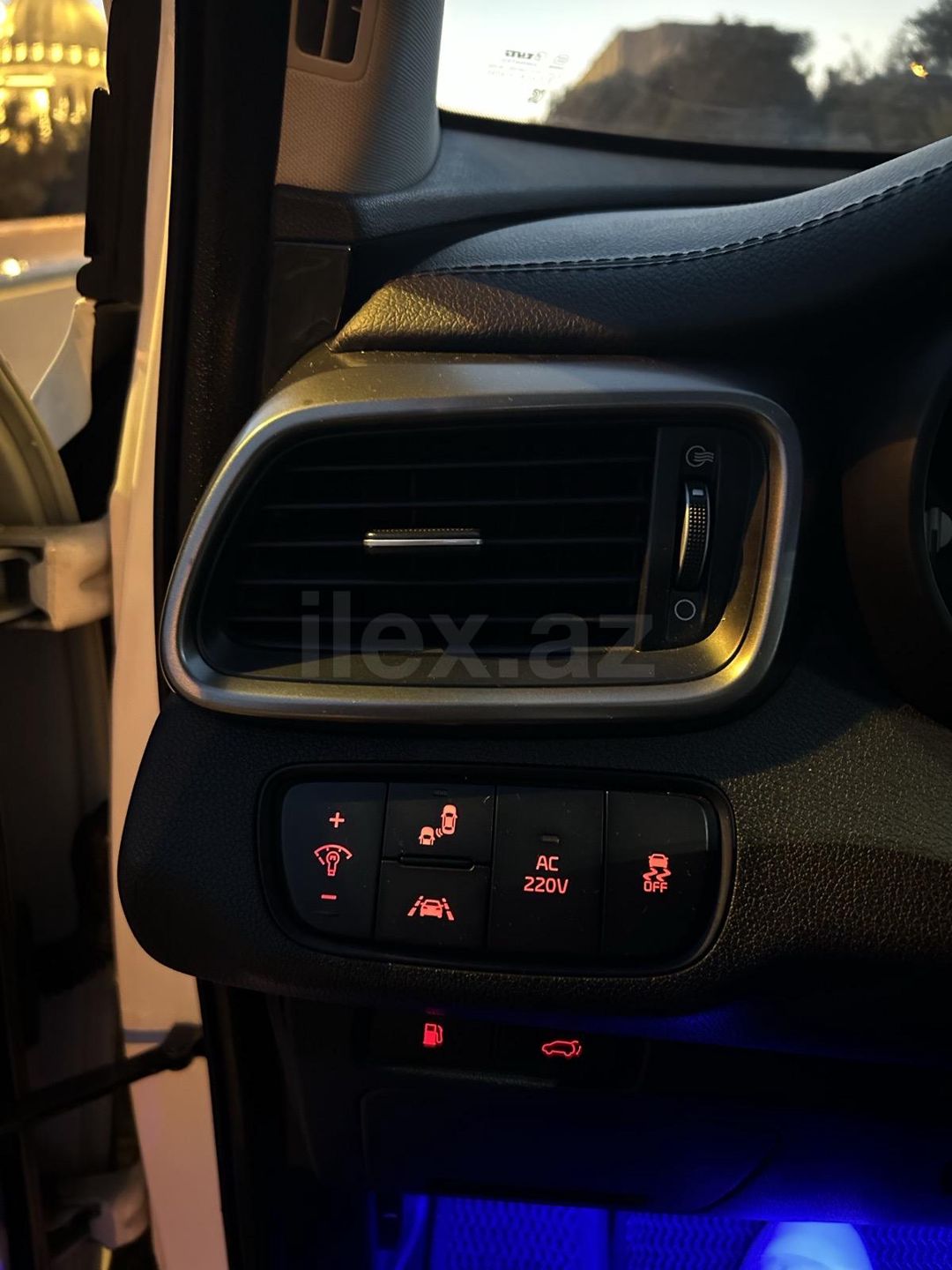 2016 Kia Sorento, 2.0 L, 2016, 240,000 km — Avtomobillər, Bakı (8)