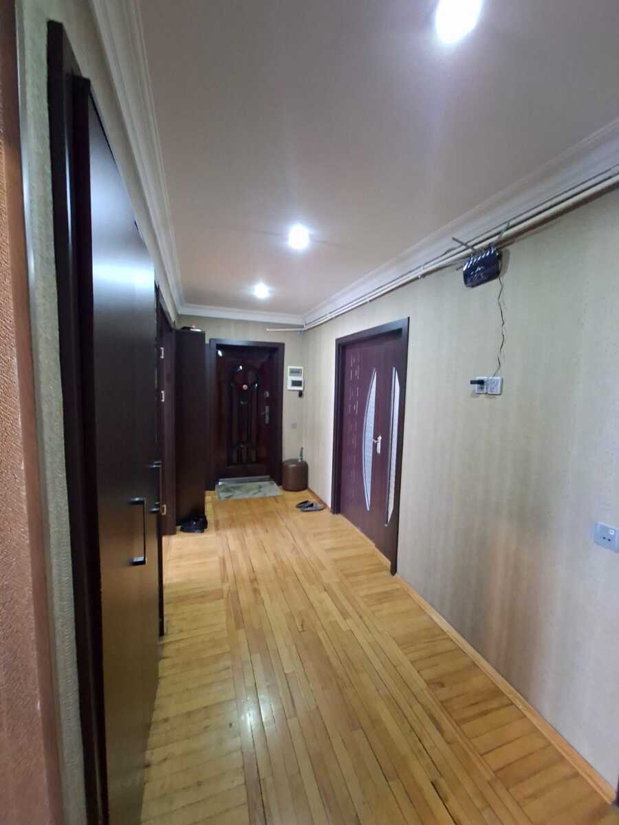 Satılır 4 otaqlı köhnə tikili 120 m² — Mənzil, Bakı (11)