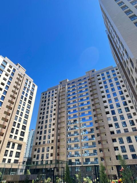 Satılır 3 otaqlı yeni tikili 126.5 m² — Bakı