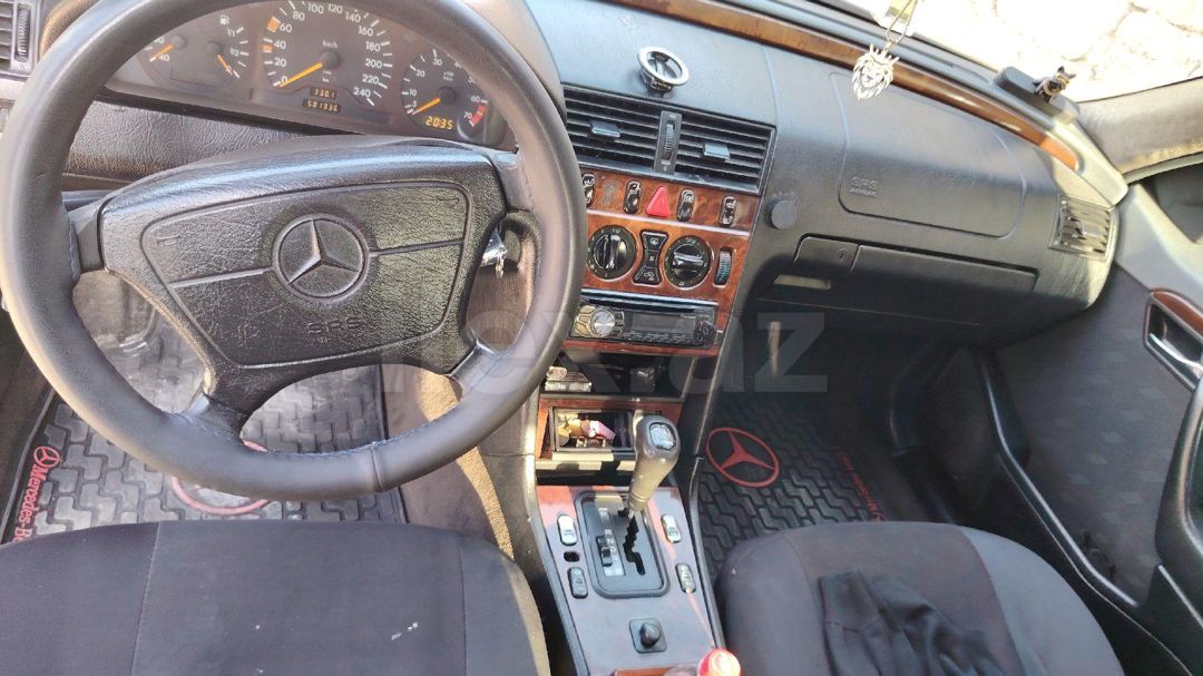1995 Mercedes-Benz 200, 1.8 L, 1995, 581,336 km 10-TV-353 — Avtomobillər, Bakı (5)