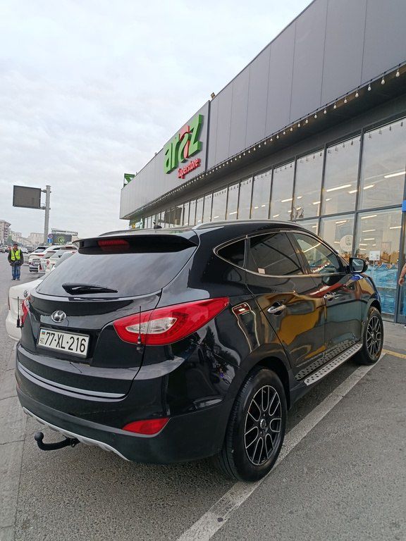 Hyundai ix35, 2.0 L, 2011 il, 215 000 km 77-XL-216 — Avtomobillər, Bakı (3)