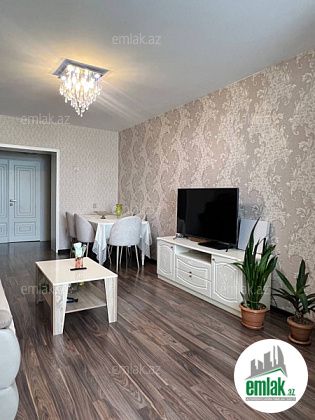 Satılır 4 otaqlı 90 m² köhnə tikili 8 mkr — Mənzil (3)