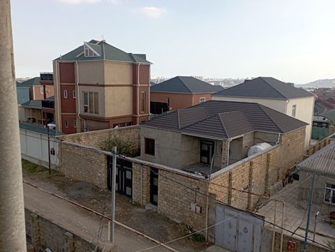 Satılır 3 otaqlı həyət evi/bağ evi 125 m² — Bakı