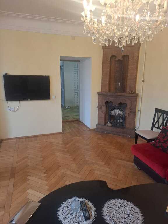 Satılır 4 otaqlı köhnə tikili 135 m² — Mənzil, Bakı (7)