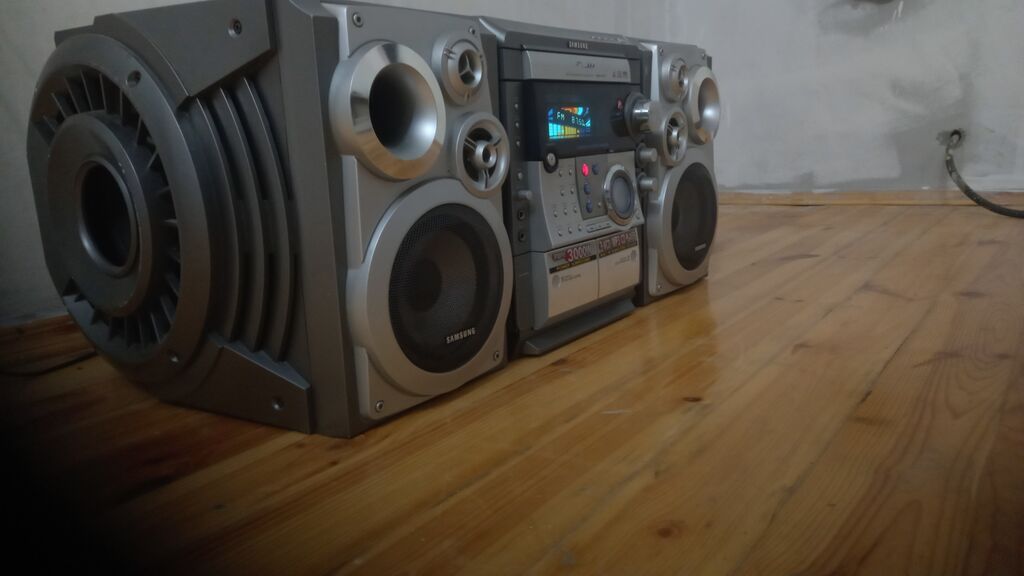 Samsung mini kombo audio sistemi Xüsusiyyətlər: - 2 yol hündür/orta — Akustik sistemlər, Digah (2)