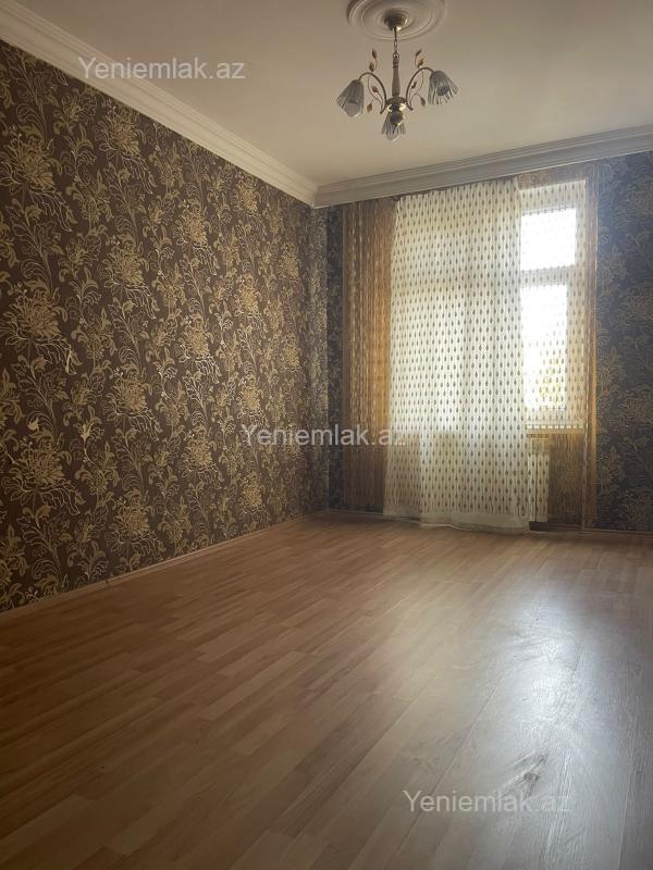 Satılır 3 otaqlı Bina evi menzil (Köhnə tikili), 70 m², 1-ci mikrorayon — Mənzil, Sumqayıt (2)
