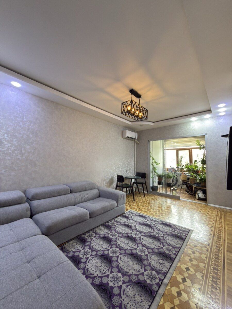 Satılır 4 otaqlı köhnə tikili 115 m² — Mənzil, Bakı
