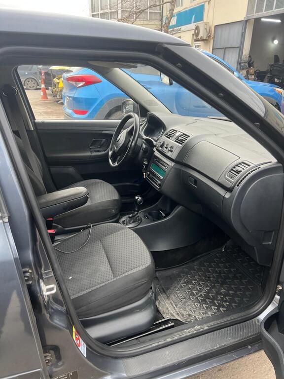 Skoda Fabia, 1.6 L, 2012 il, 231 778 km 99-MF-942 — Avtomobillər, Bakı (4)