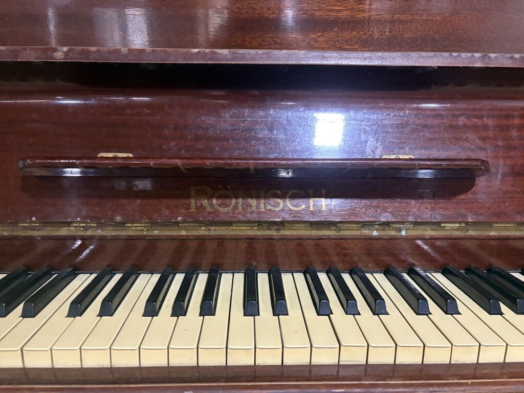Rönisch akustik pianino - Model: Rönisch upright (şaquli pianino) — Pianino və digər klaviş alətləri, Bakı (2)
