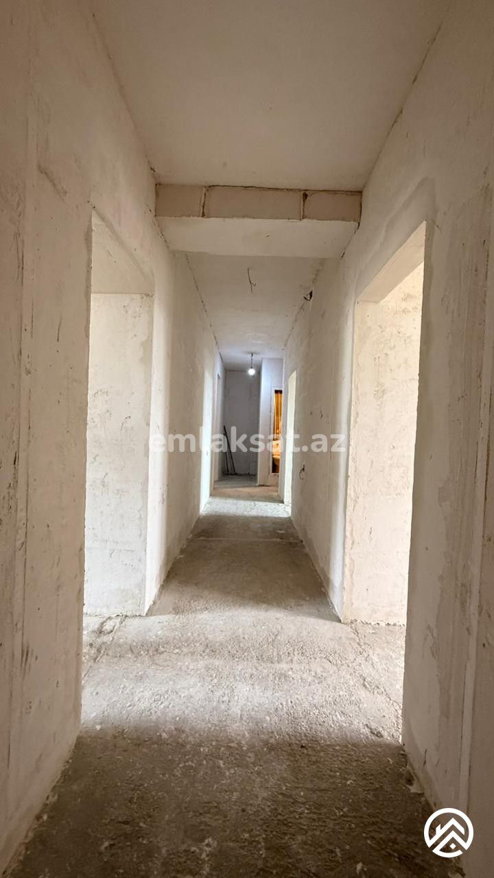 Satılır 4 otaq köhnə tikili 110 m², Xalqlar dostluğu metrosu — Mənzil, Bakı (9)