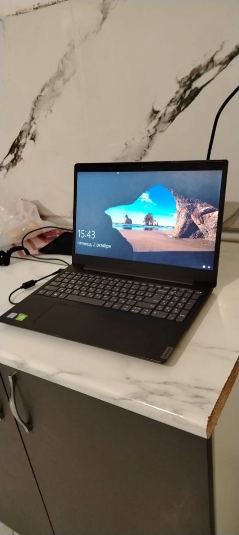 Səliqəli istifadə olunub, heç bir texniki problemi yoxdur. 238 GB SSD — Digah