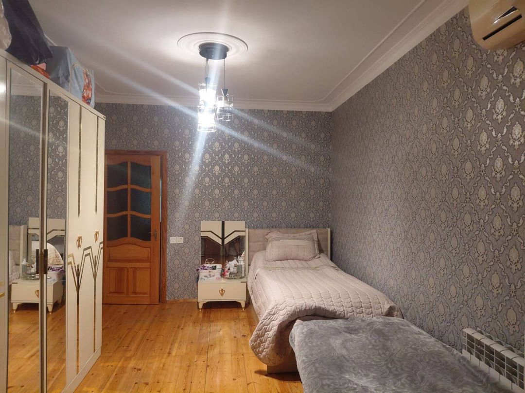 Satılır 2 otaqlı köhnə tikili 70 m² — Mənzil, Bakı (7)