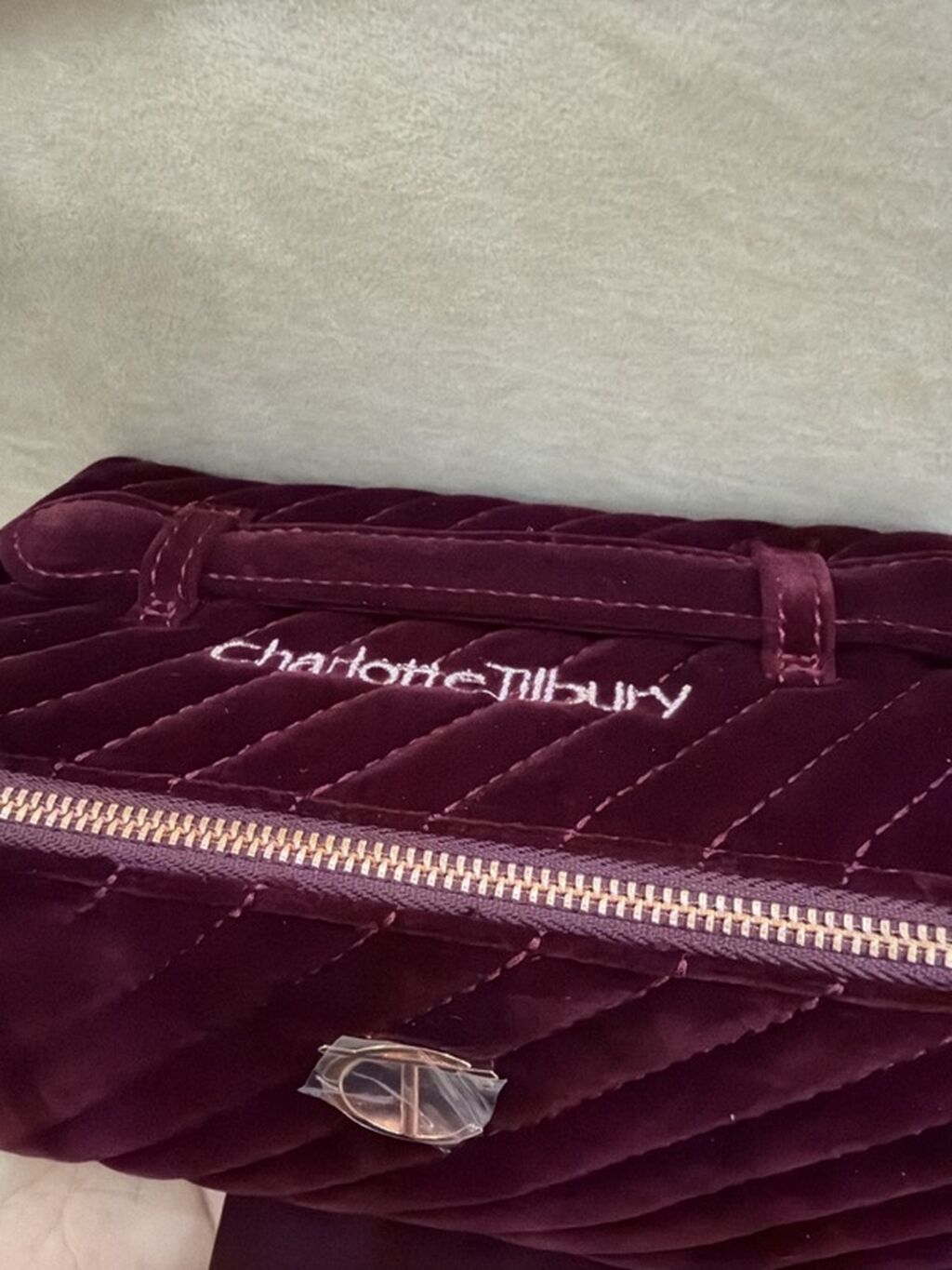 Charlotte Tilbury “Makeup Bag of Dreams” – makiyaj təşkilatçısı — Makiyaj, Bakı (2)