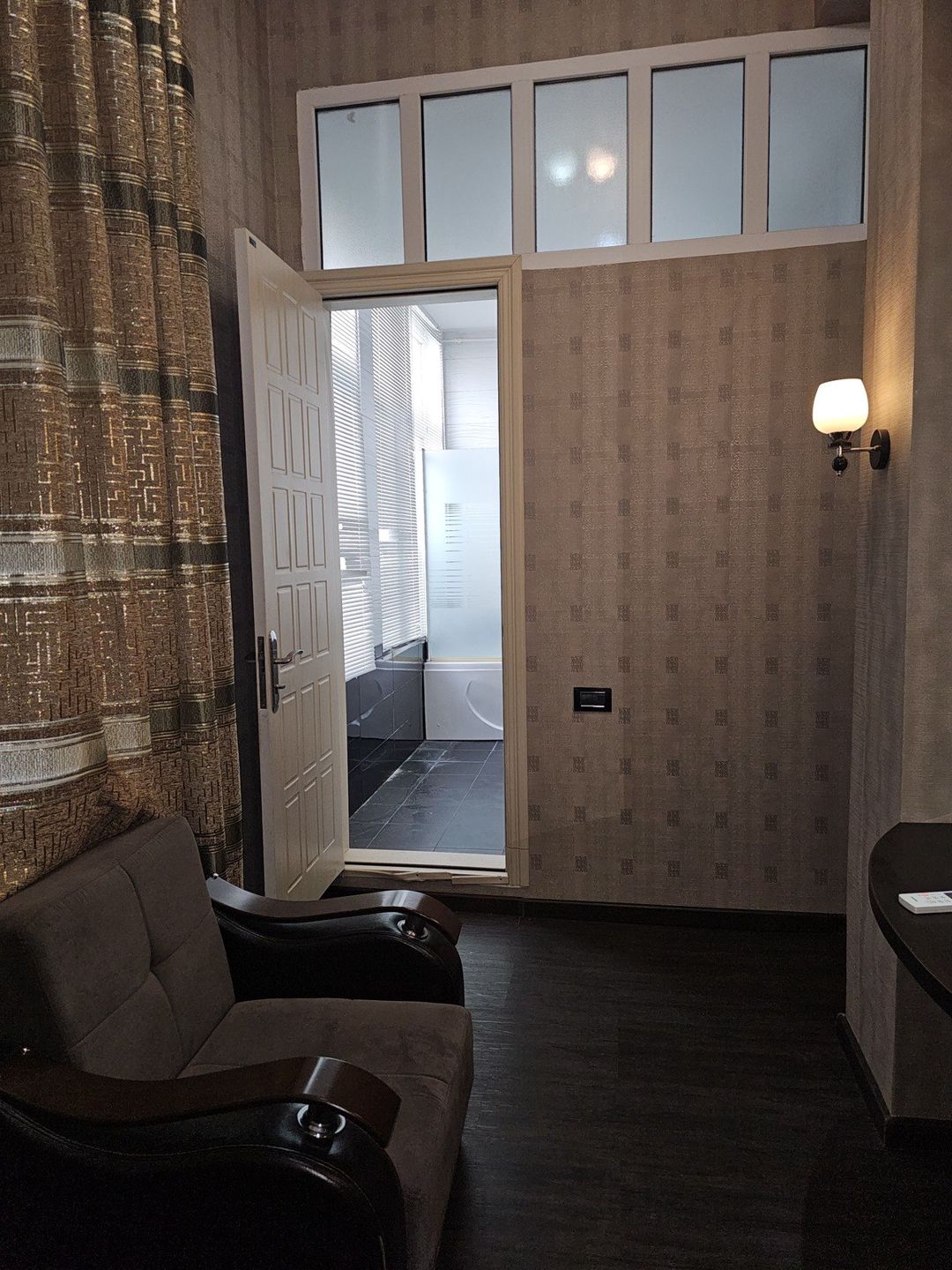 Satılır 3 otaqlı köhnə tikili 120 m² — Mənzil, Bakı (5)