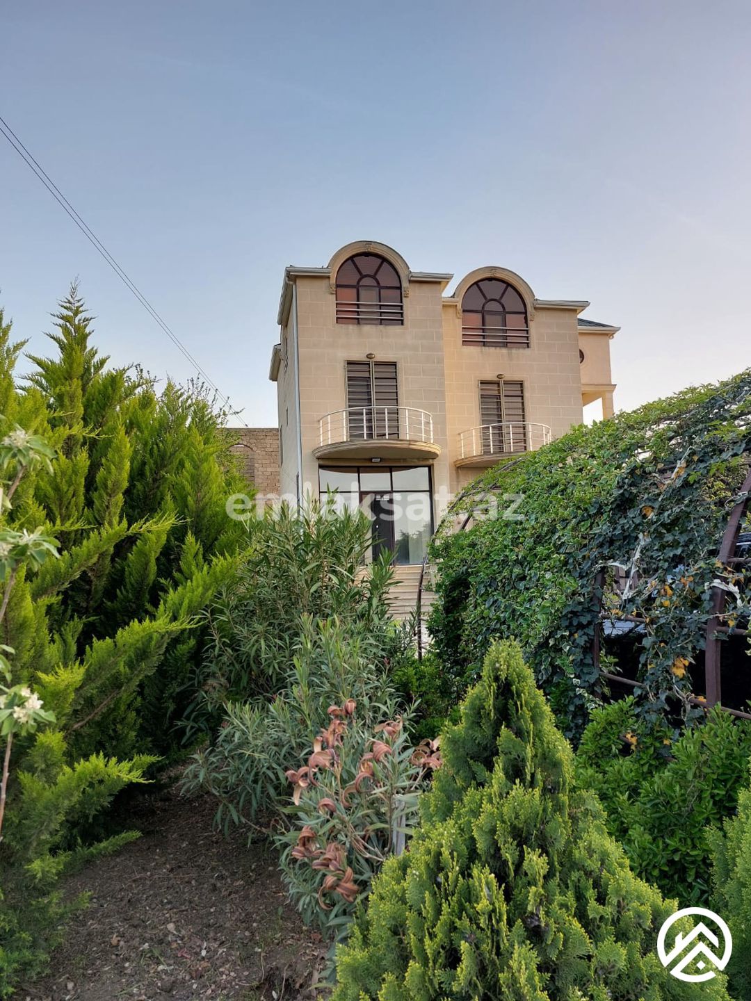 Satılır 6 otaq həyət evi / bağ evi 250 m², Novxanı — Ev, villa, Bakı (3)