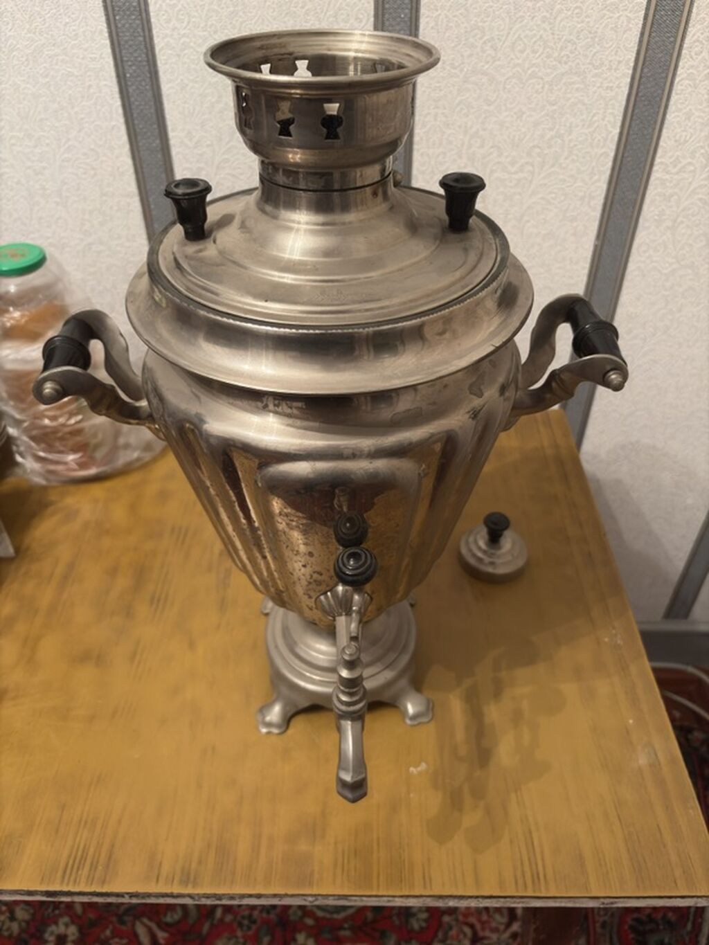 Tula markalı klassik kömürlü samovar - Mənşə: Tula istehsalı (gövdədə — Samovarlar, Gəncə (4)