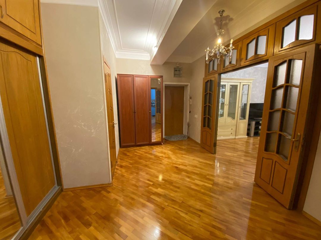Satılır 3 otaqlı yeni tikili 135 m² — Mənzil, Bakı (10)