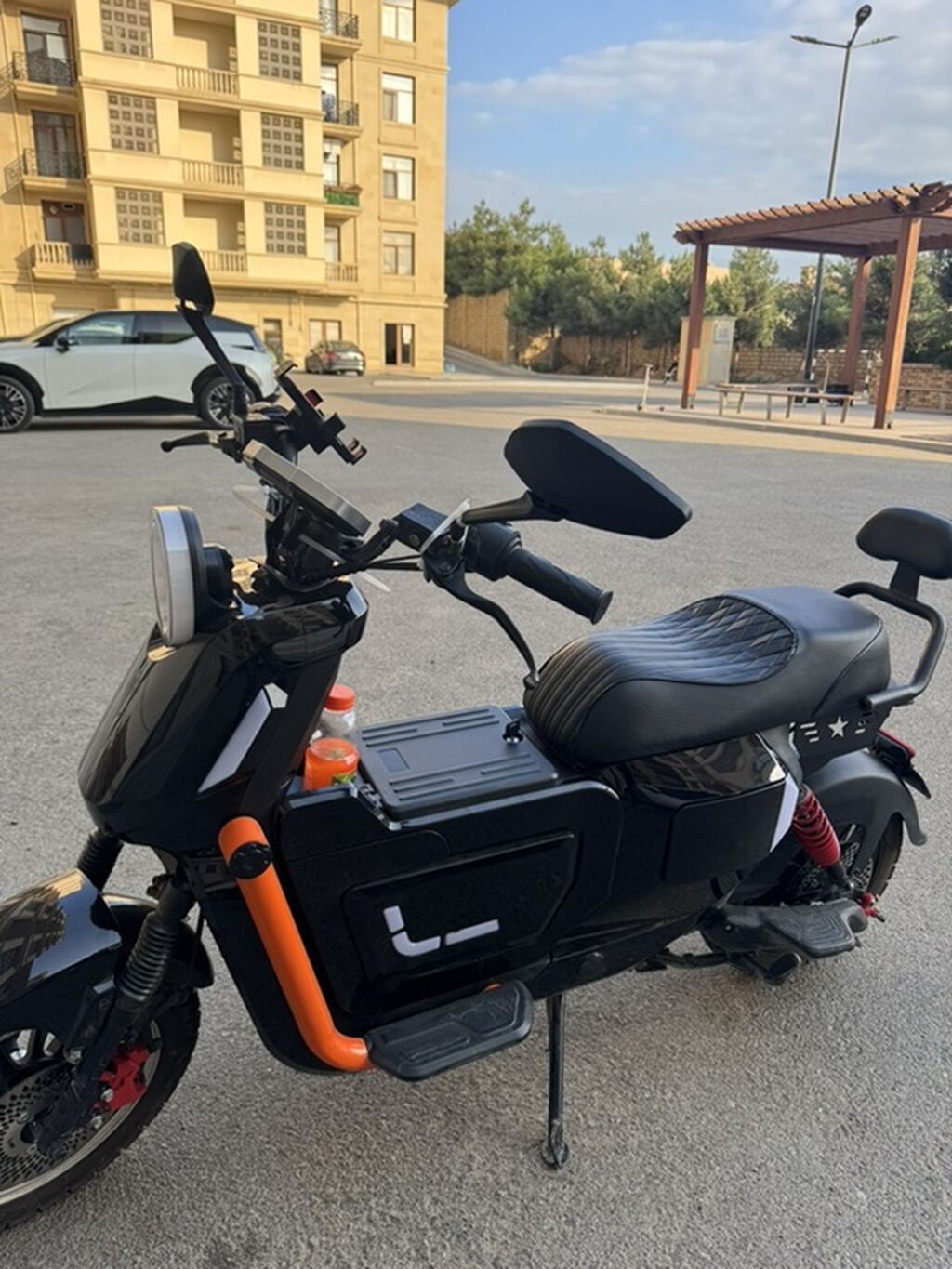 60v30ah batereya tutumu Tam şarjla 70-80km məsafə (çəkiyə və küləyə — Mopedlər və skuterlər, Digah (2)