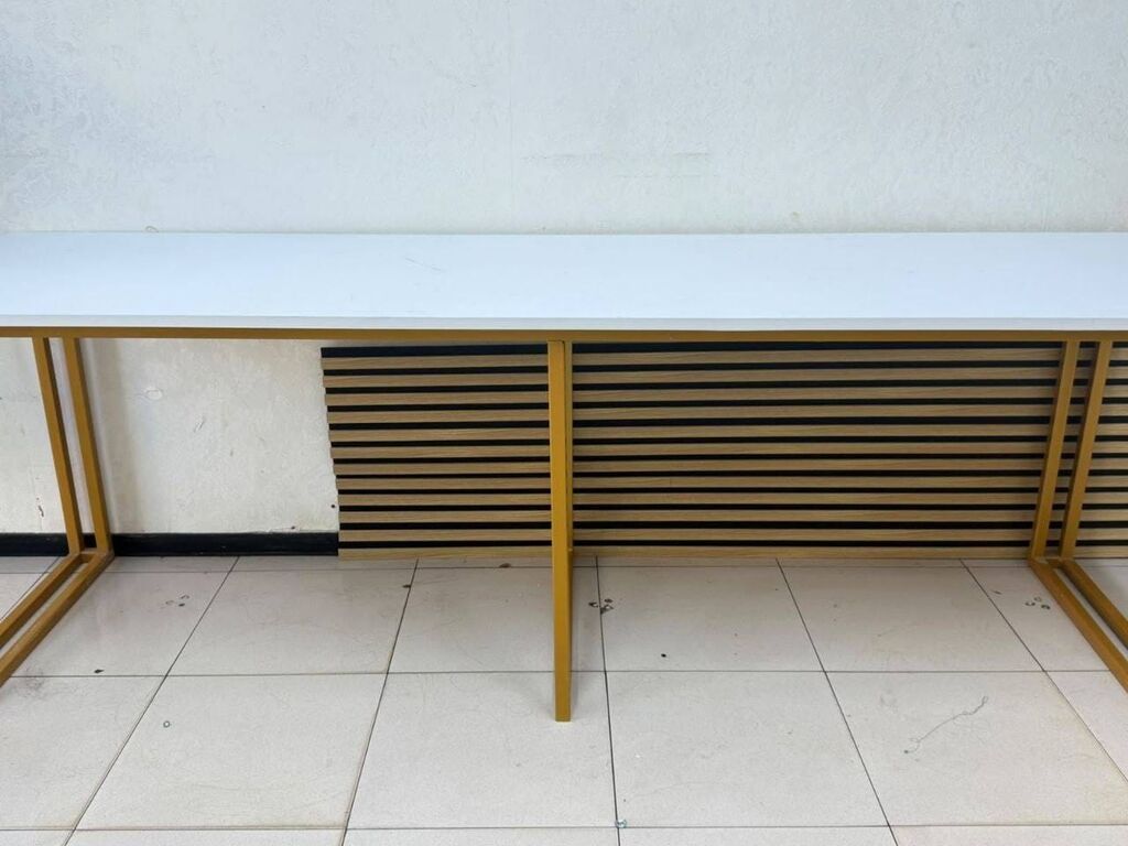 Masa 90 azn Uzunlugu 2, eni 75 sm Nerimanov lale 2 kod 165 — Mebel, Bakı