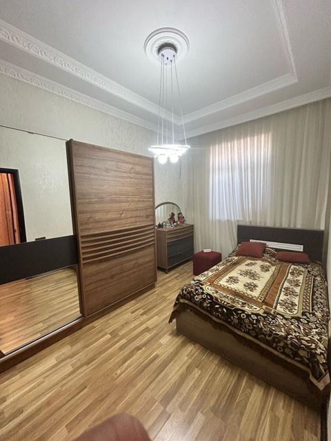L / Perladan yataq dəsti, bir neçə ay istifadə edilib, ideal — Qobu