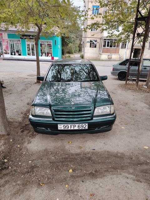 Mercedes C 240, 2.4 L, 1999 il, 347 100 km — Şirvan