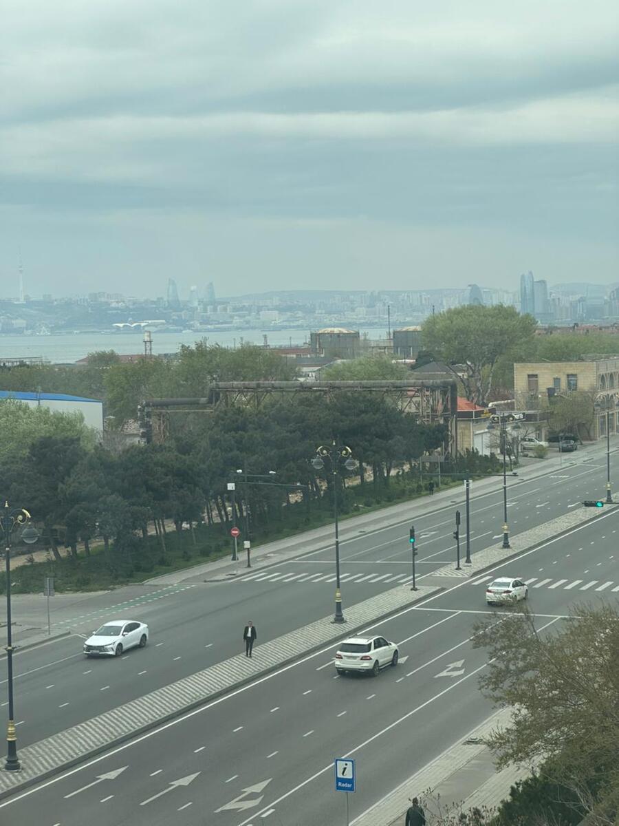 Satılır 4 otaqlı yeni tikili 200 m² — Mənzil, Bakı (4)