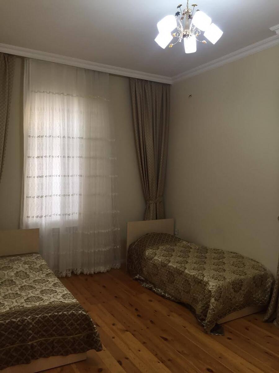 Satılır 6 otaqlı həyət evi/bağ evi 350 m² — Ev, villa, Bakı (8)