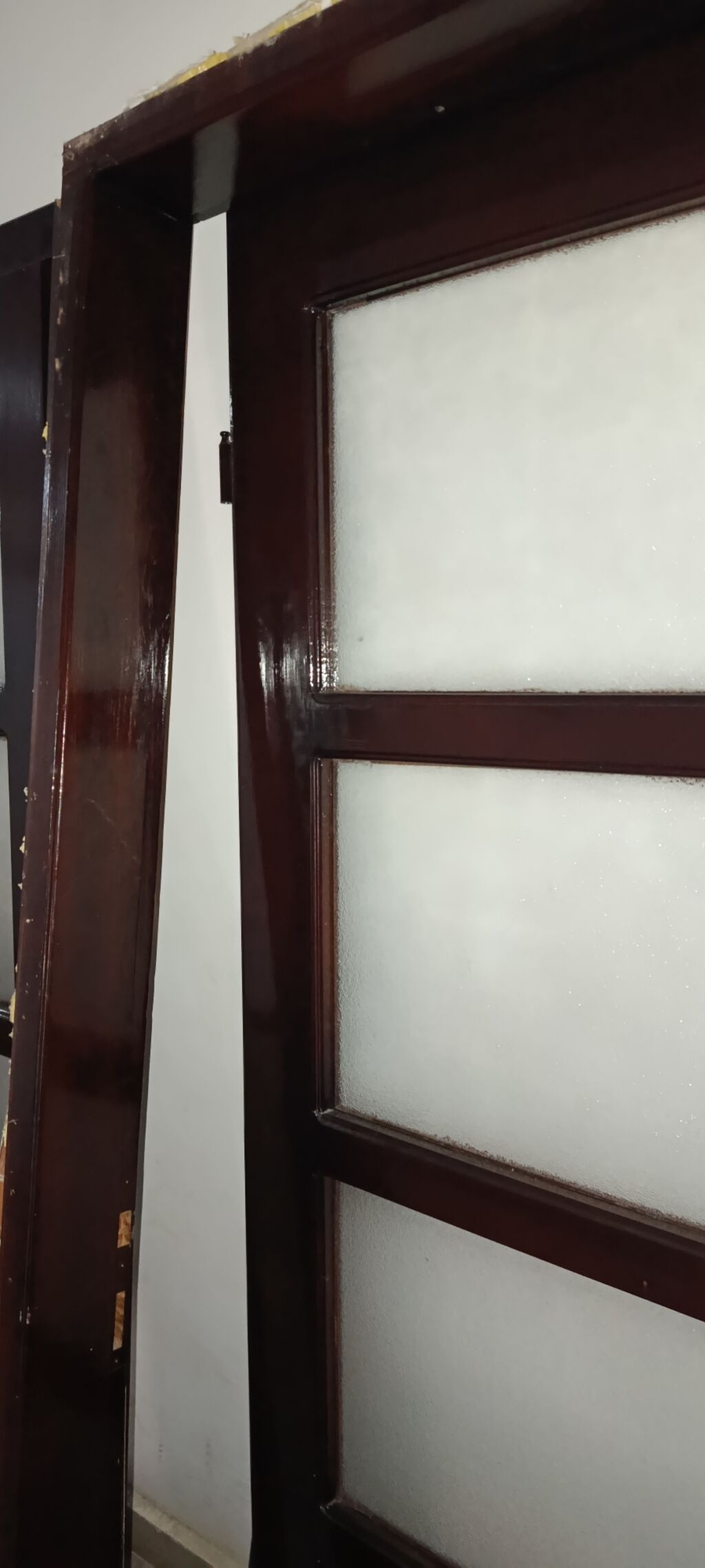 Taxta qapılar dəsti - Material: bərk ağac karkas, tünd qəhvəyi lak — Pəncərələr, qapılar, balkonlar, Bakı (6)