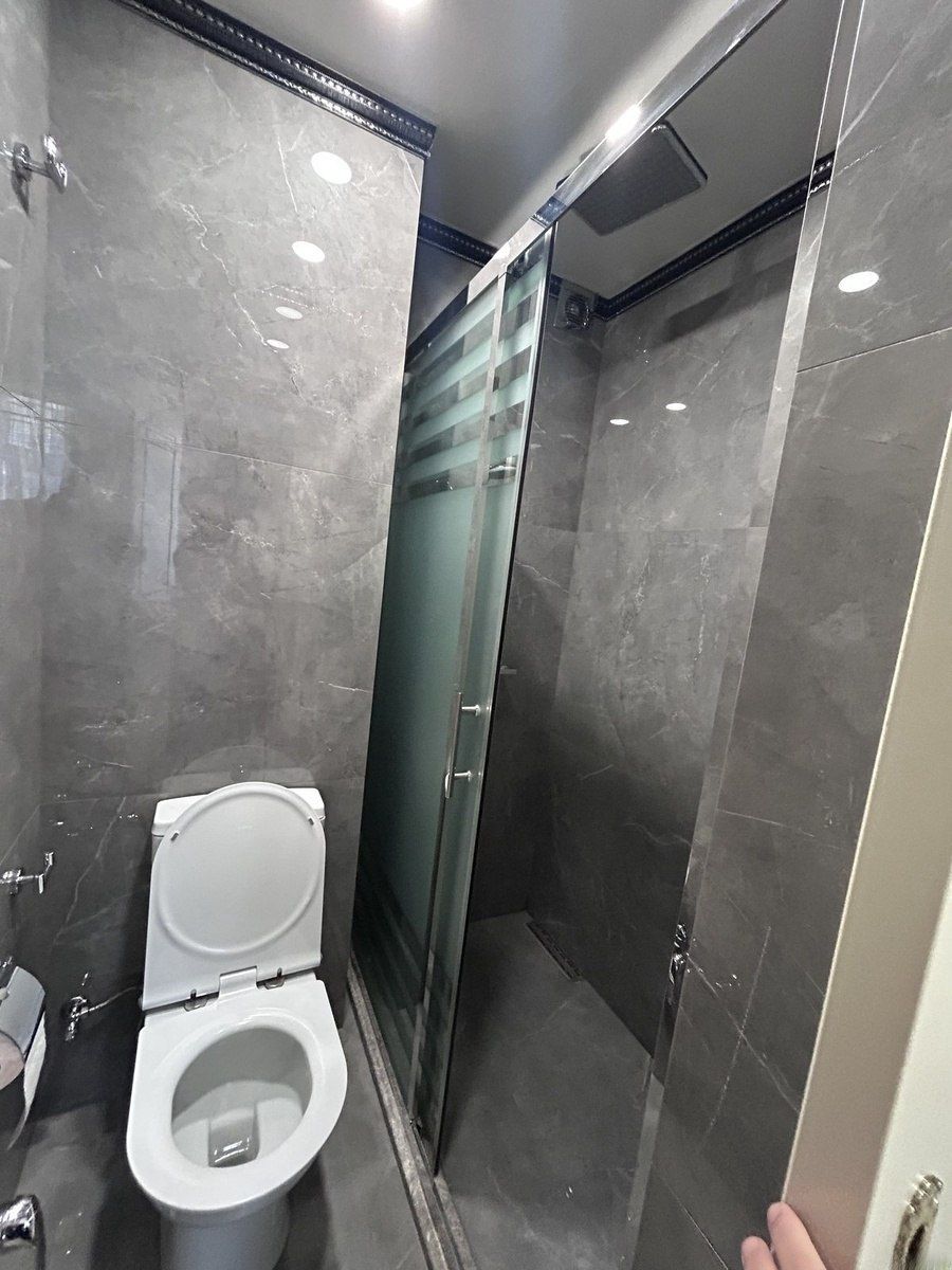 İcarəyə verilir 3 otaqlı yeni tikili 140 m² — Mənzil, Bakı (5)