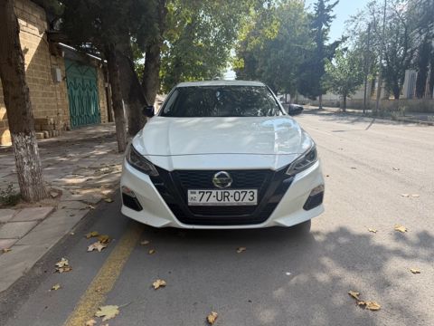 Nissan Altima, 2.0 L, 2019 il, 111 000 km — Bakı