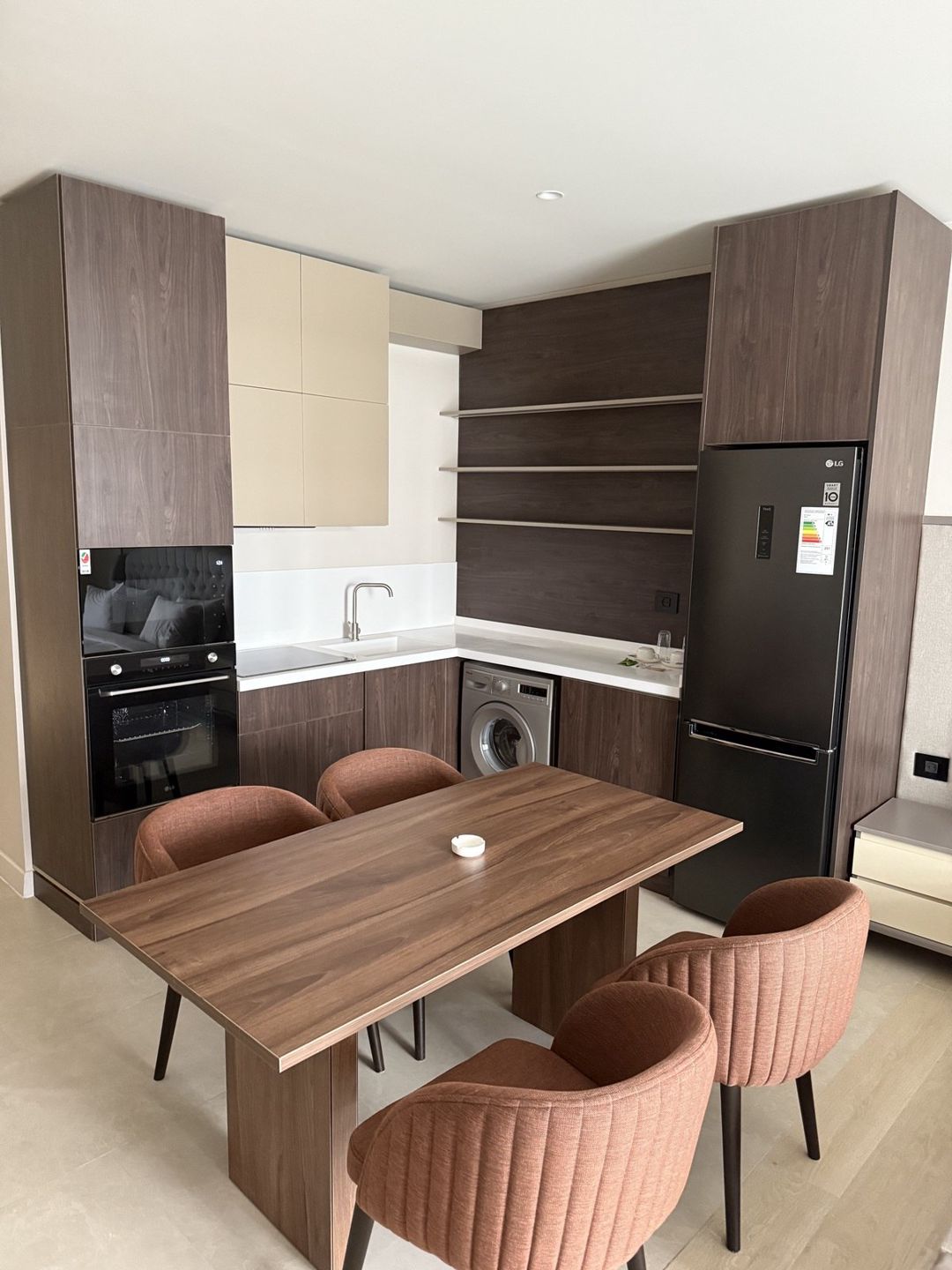 İcarəyə verilir 1 otaqlı yeni tikili 57 m² — Mənzil, Bakı (2)