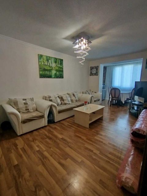Satılır 3 otaqlı köhnə tikili 70 m² — Bakı