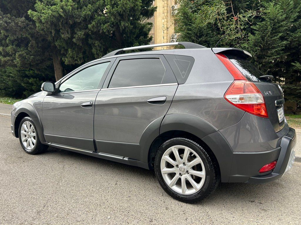 DongFeng H30 Cross, 1.6 L, 2016 il, 95 600 km — Avtomobillər, Bakı (4)