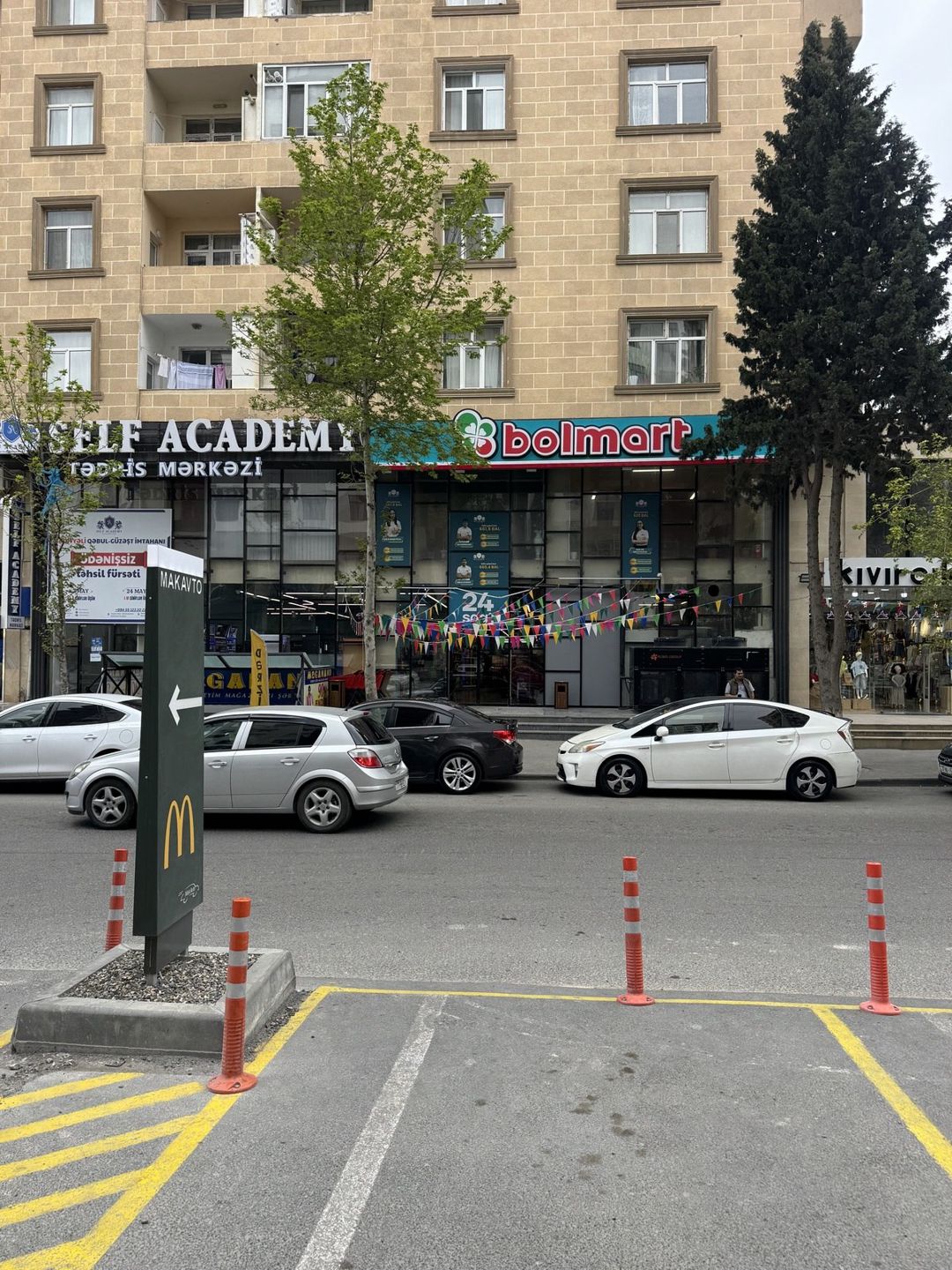 Satılır obyekt 1300 m² — Əmlak, Bakı (2)
