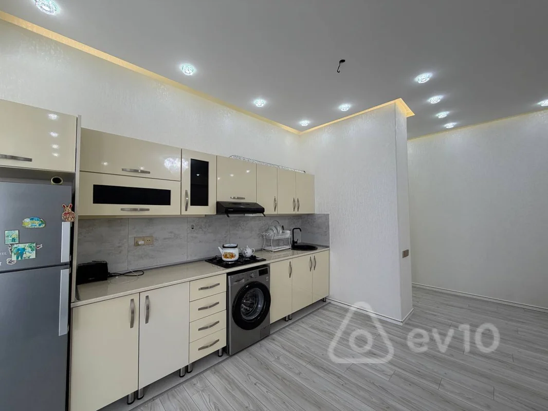 3 otaqlı mənzil, 110 m², H.Əliyev pr.32 — kirayə — Mənzil, Bakı (5)