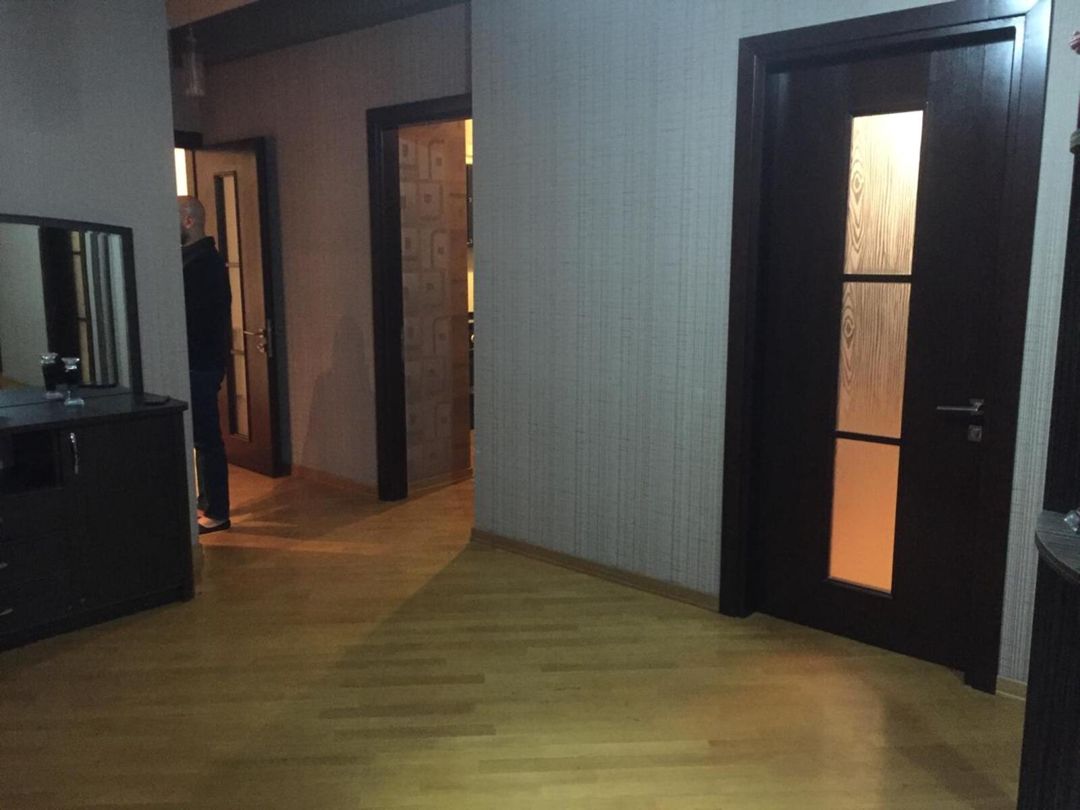 İcarəyə verilir 2 otaqlı yeni tikili 97 m² — Mənzil, Bakı (5)