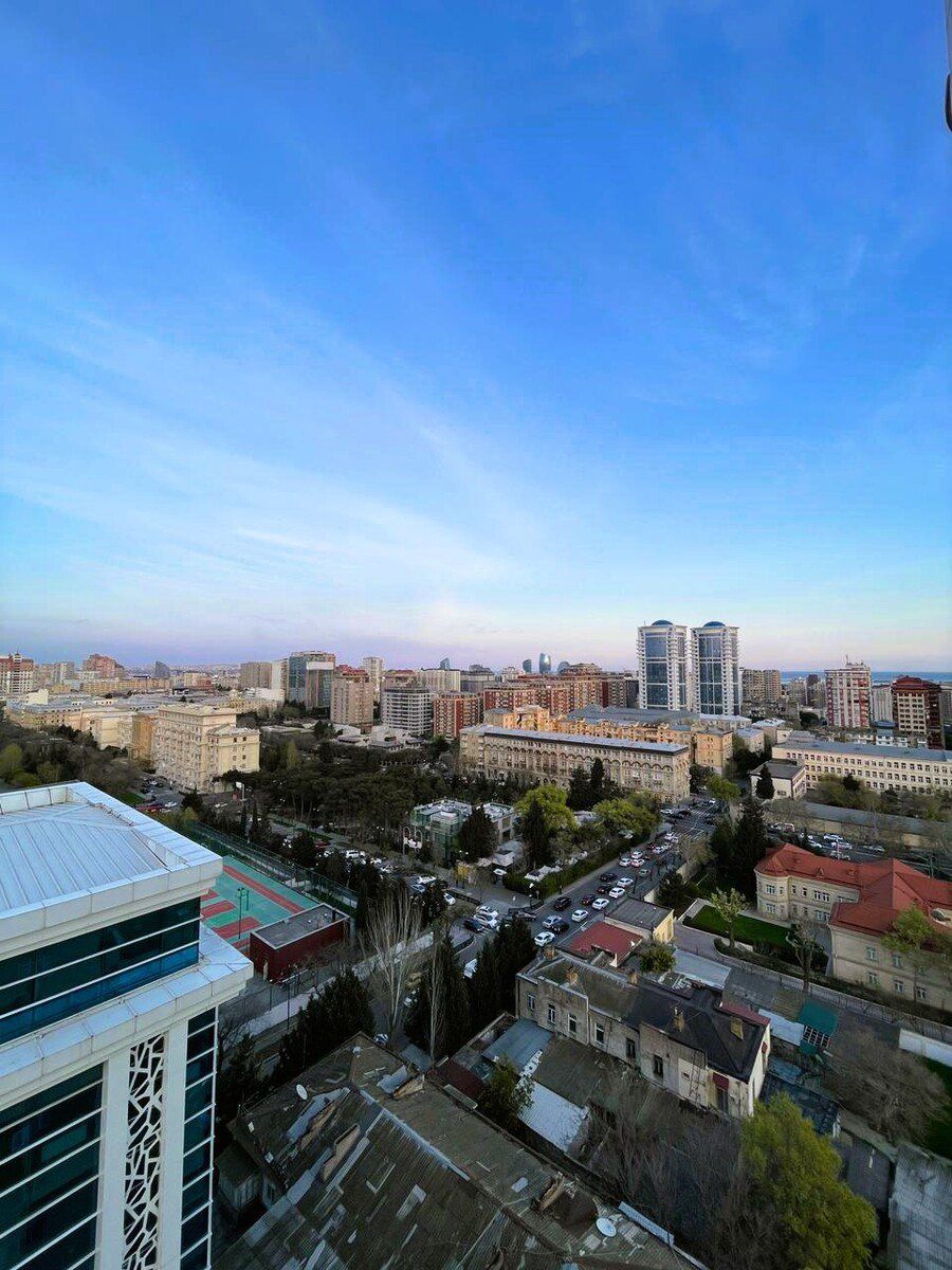 Satılır 4 otaqlı yeni tikili 198 m² — Mənzil, Bakı (3)