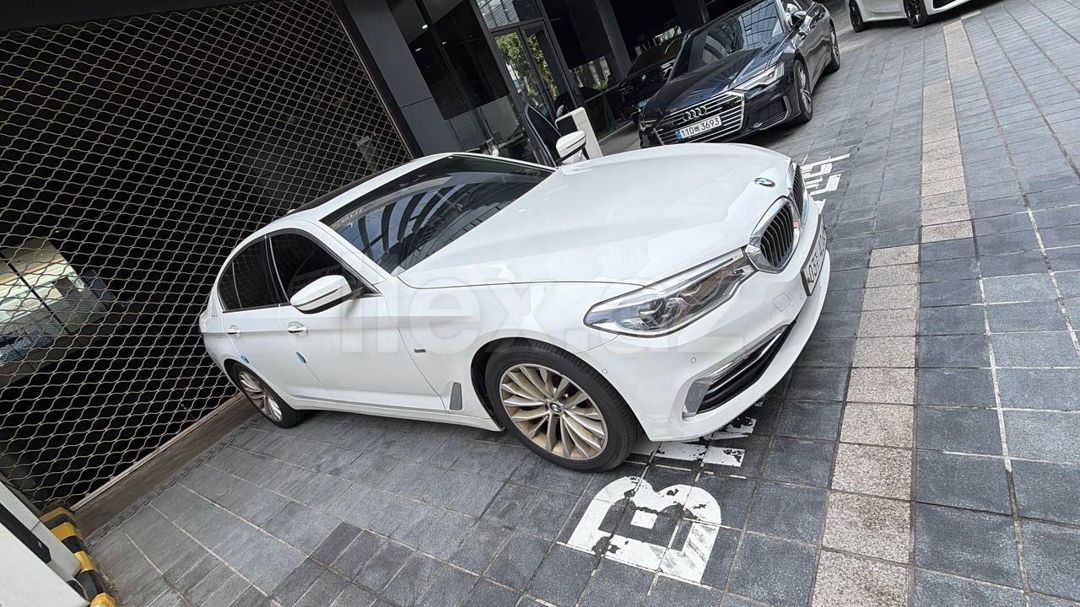 2017 BMW 530, 2.0 L, 2017, 185,000 km — Avtomobillər, Sumqayıt (2)