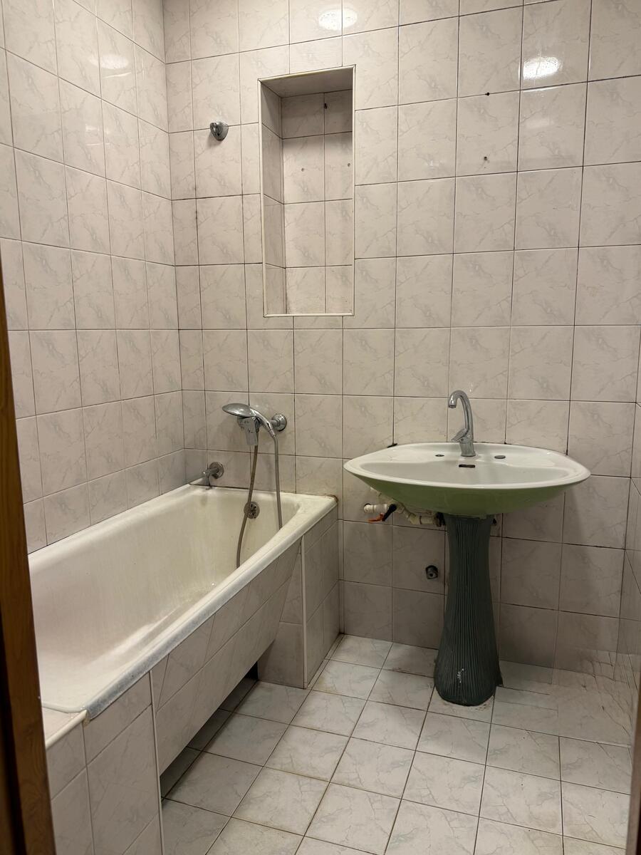 İcarəyə verilir 2 otaqlı köhnə tikili 80 m² — Mənzil, Bakı (8)