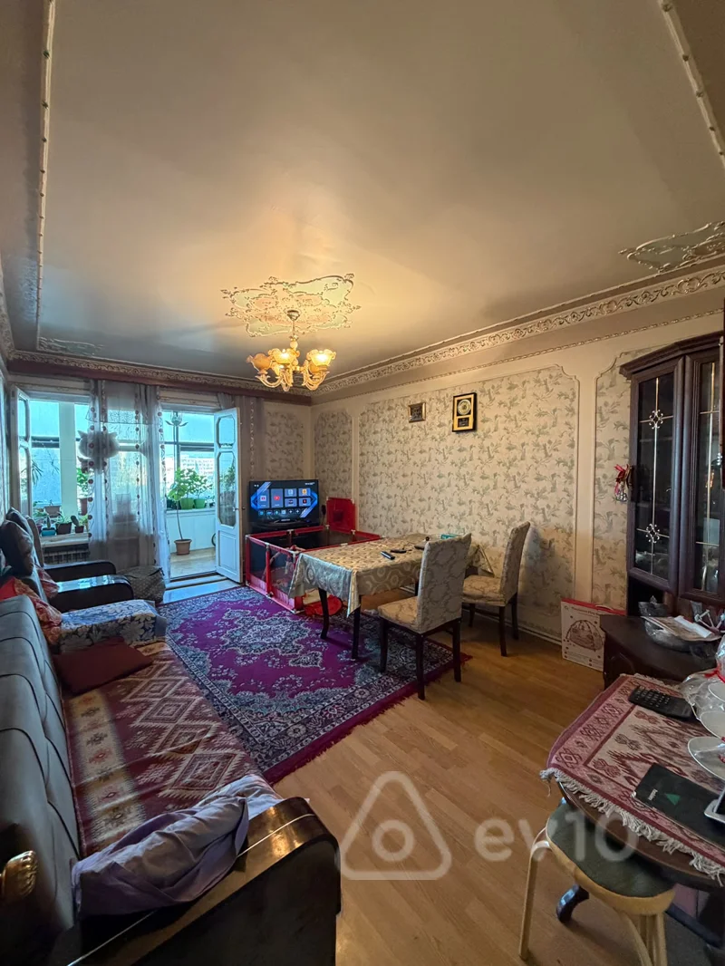 3 otaqlı mənzil, 90 m², Atatürk pr — Bakı