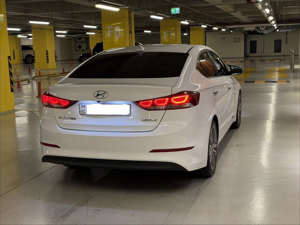 Hyundai Elantra, 2.0 L, 2018 il, 98 000 km — Avtomobillər, Gəncə (4)