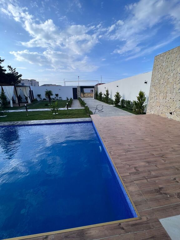 İcarəyə verilir 4 otaqlı həyət evi/bağ evi 300 m² — Ev, villa, Bakı (3)
