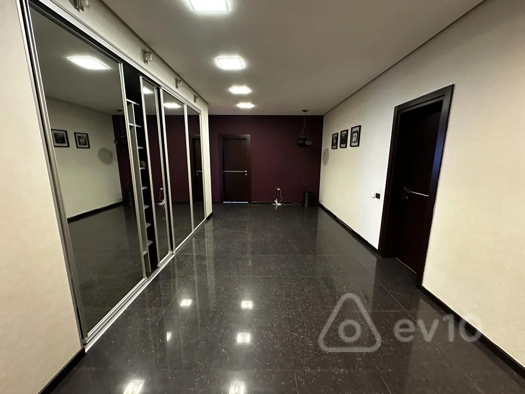 4 otaqlı mənzil, 200 m², Əhməd Rəcəbli küçəsi — kirayə — Mənzil, Bakı (10)