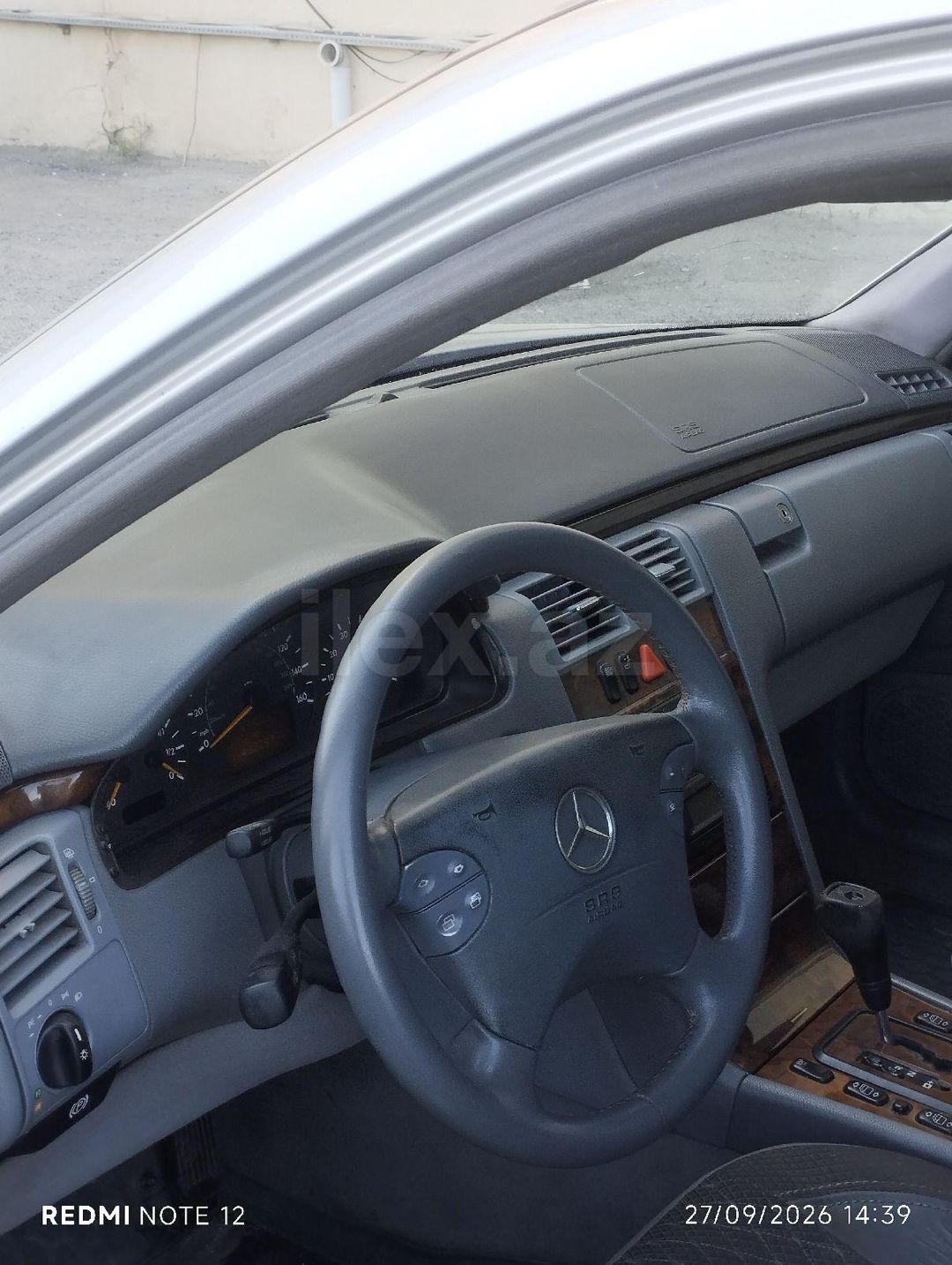 2001 Mercedes-Benz E 320, 3.2 L, 2001, 495,000 km — Avtomobillər, Bakı (7)