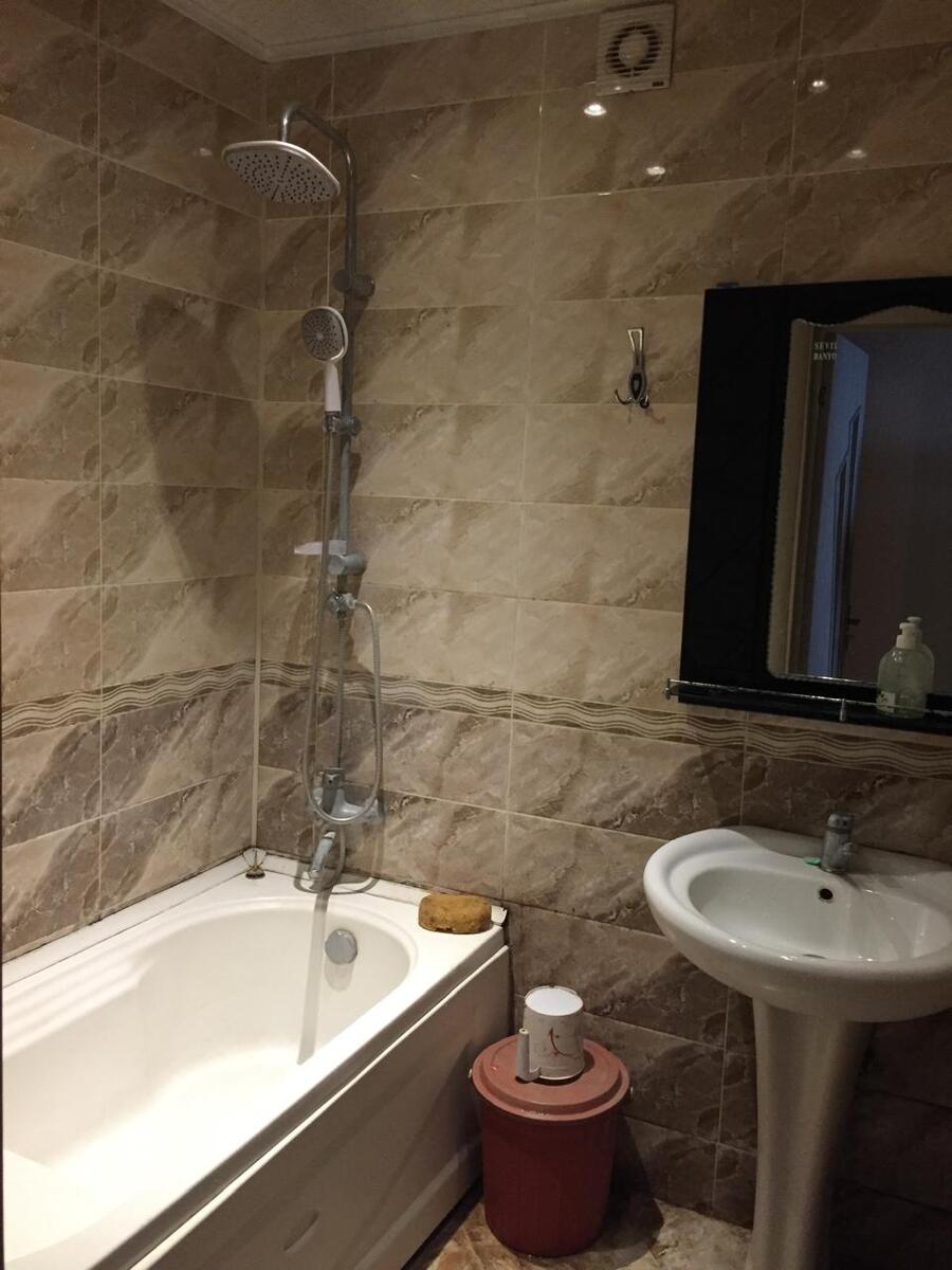 Satılır 2 otaqlı köhnə tikili 60 m² — Mənzil, Bakı (10)